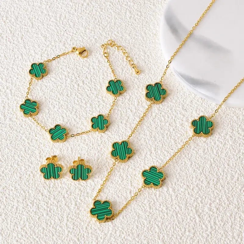 Four Leaf Clover Jewelry Set – 3-Piece Elegant Necklace