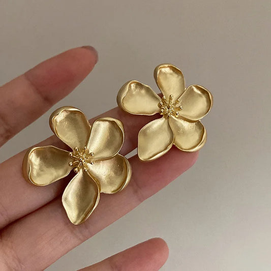 Vintage Gold Plated Metal Flower Stud Earrings for Women