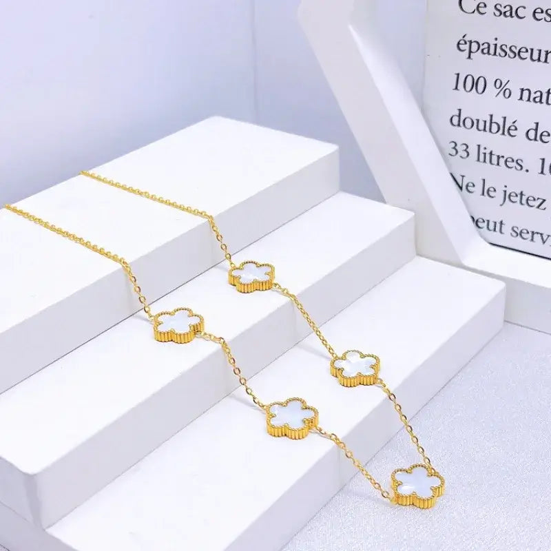 Four Leaf Clover Jewelry Set – 3-Piece Elegant Necklace