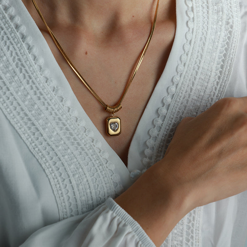 Vintage Heart Pendant Necklace
