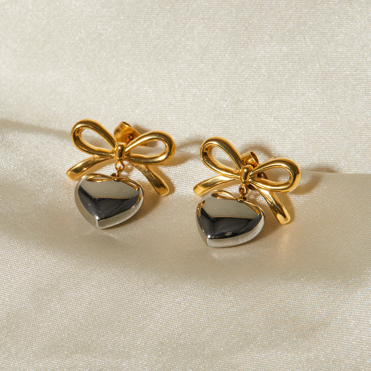 Heart & Bow